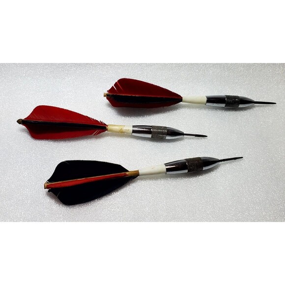 Vintage Unicorn Darrow Feather Chrome Darts 25g – Code 14 104 – Rare Collectible - Picture 13 of 16